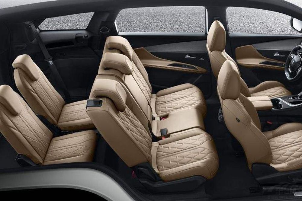 ����UNI-K���� 3���ռ�SUV�Ⱥ�������