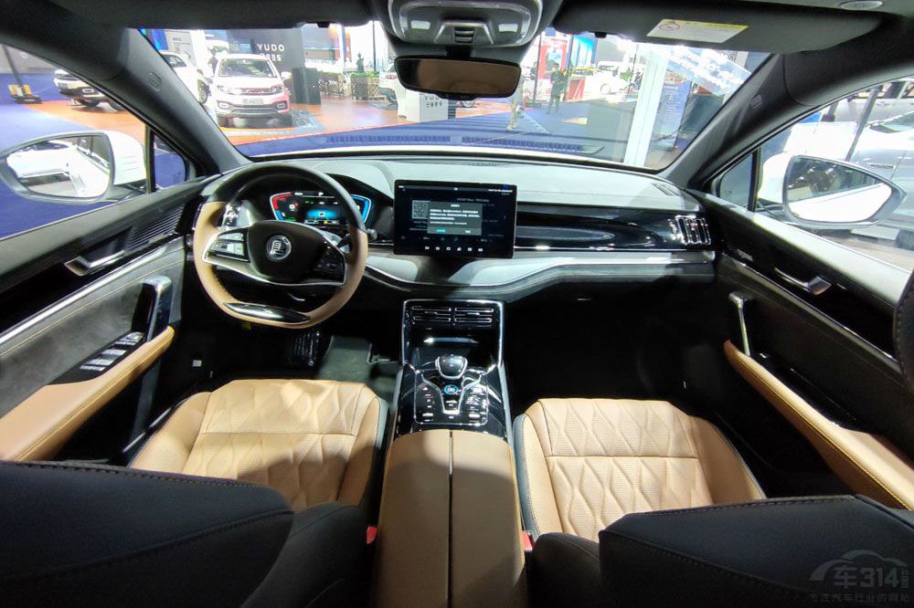 �ʺ�ȫ�ҳ��еĹ���SUV �����Ĵ�������