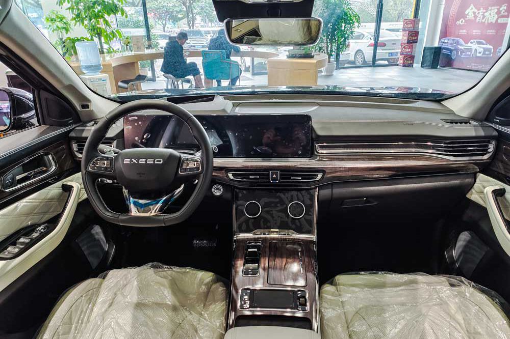 �ʺ�ȫ�ҳ��еĹ���SUV �����Ĵ�������