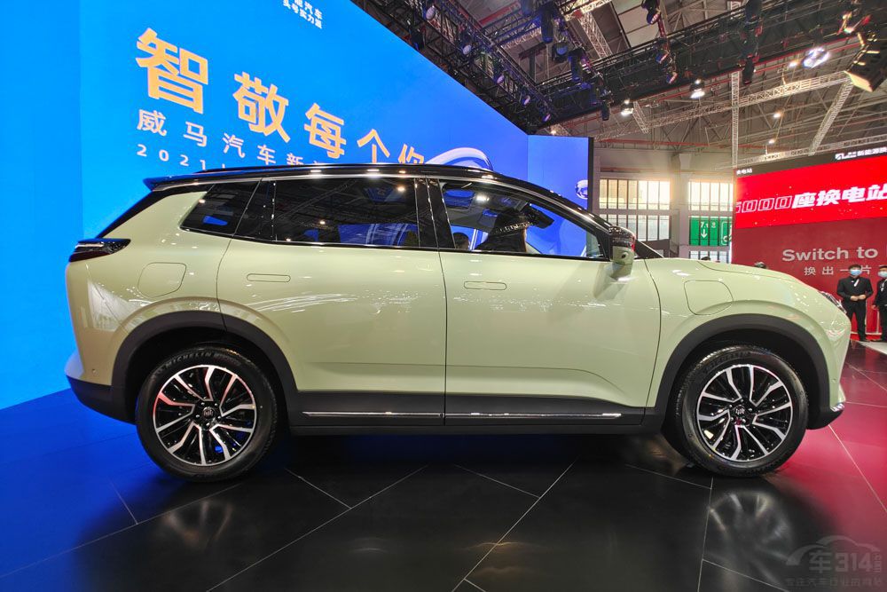 ����20�����򴿵�SUV������W6������