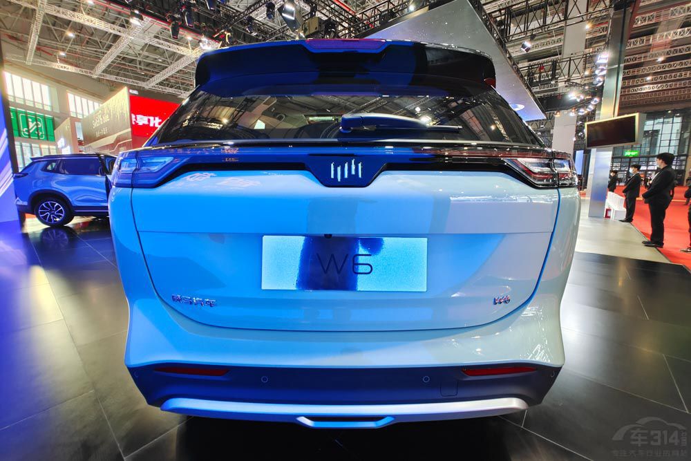 ����20�����򴿵�SUV������W6������