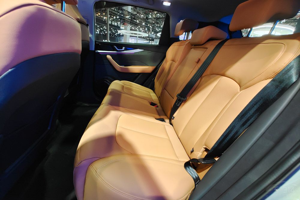 ����20�����򴿵�SUV������W6������