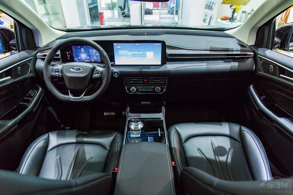 ;��L�ڱ���ô�� ���翼�����⼸��SUV