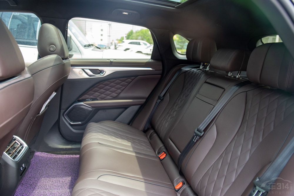 Ħ���Ա�UNI-K ������������SUV��ôѡ��