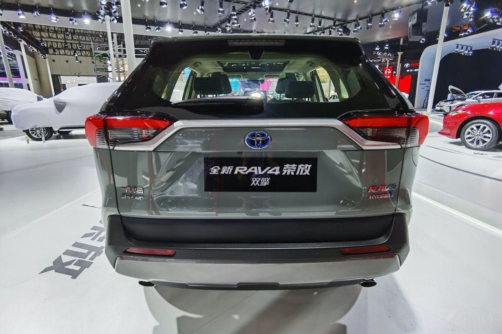 ��ϵ����SUV��ôѡ ���濥�Ƿ������ƣ�