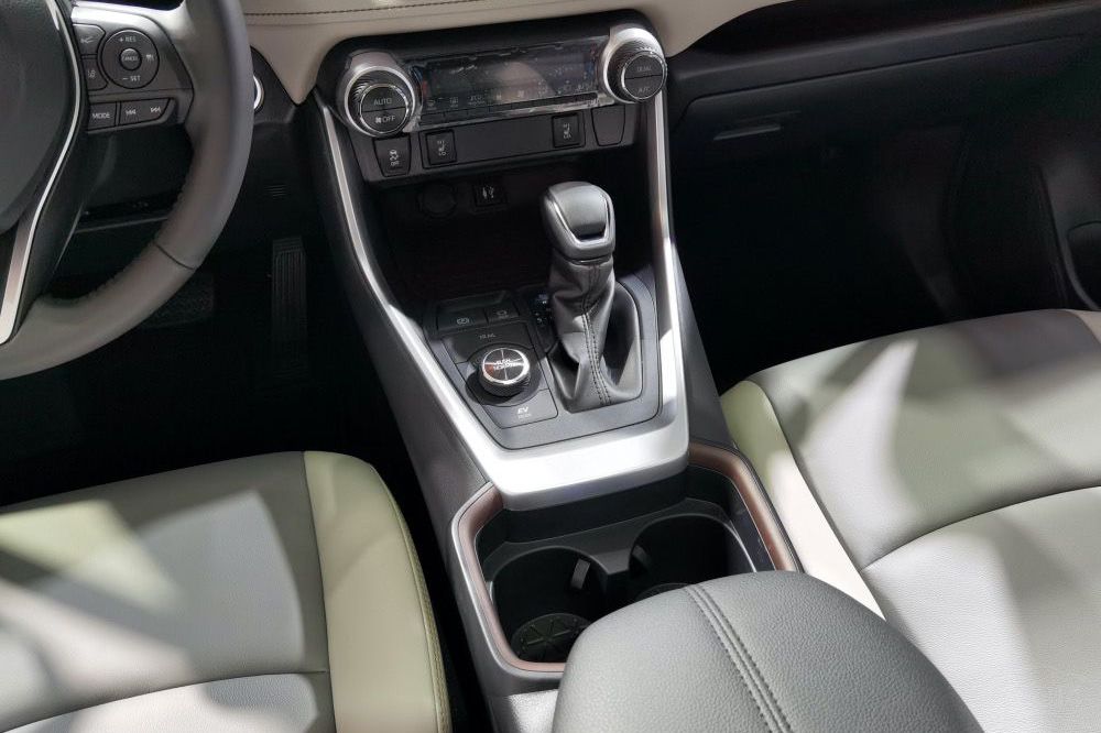 ��ϵ����SUV��ôѡ ���濥�Ƿ������ƣ�