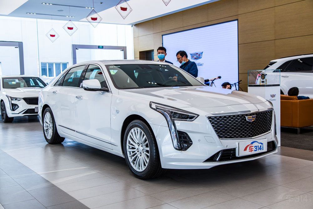 ���ߺ���Ʒ��ѡ˭ ES��CT6�Ŀ������Ĳ�