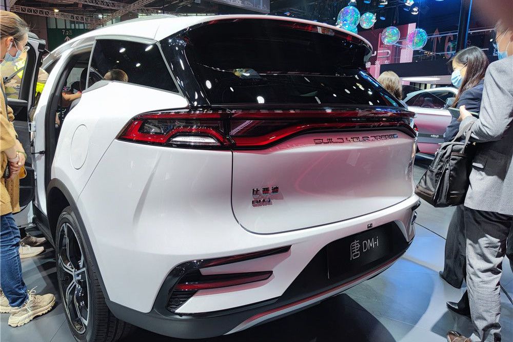 �̵���������SUV ���ǵ�������Դ����