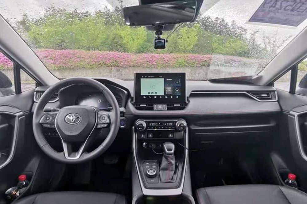 �̵���������SUV ���ǵ�������Դ����