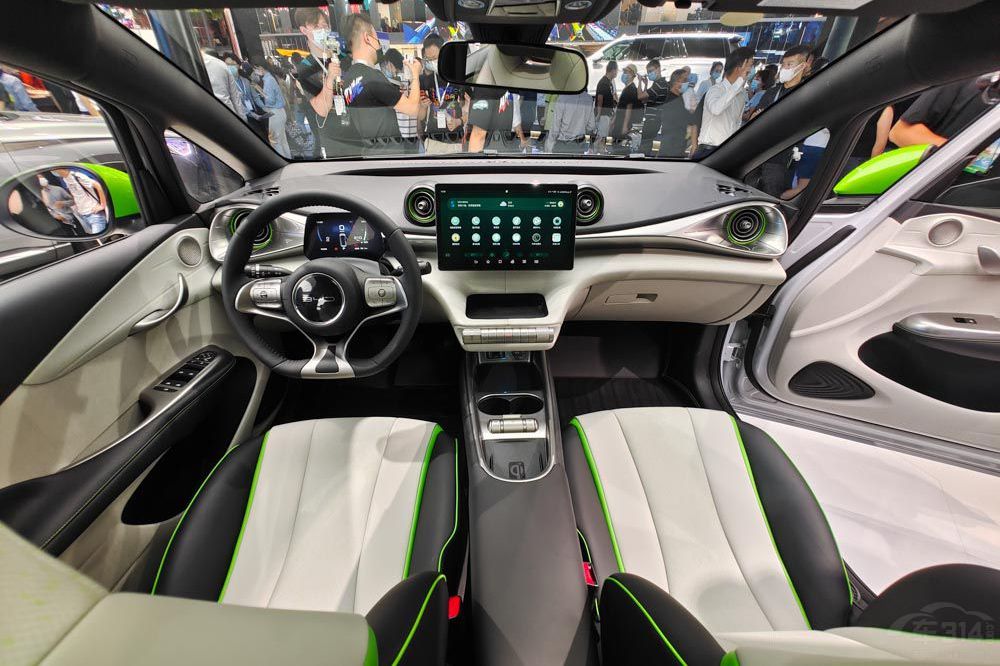 �뱾��ɶ�����Ӳ�� ���ǵϺ���ƾʲô��