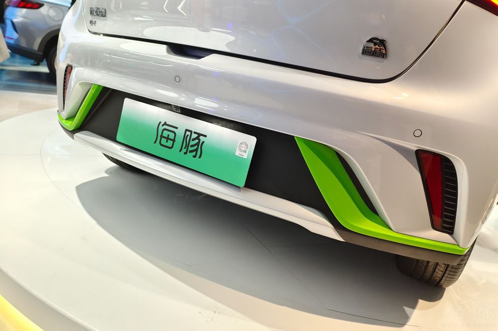 �뱾��ɶ�����Ӳ�� ���ǵϺ���ƾʲô��