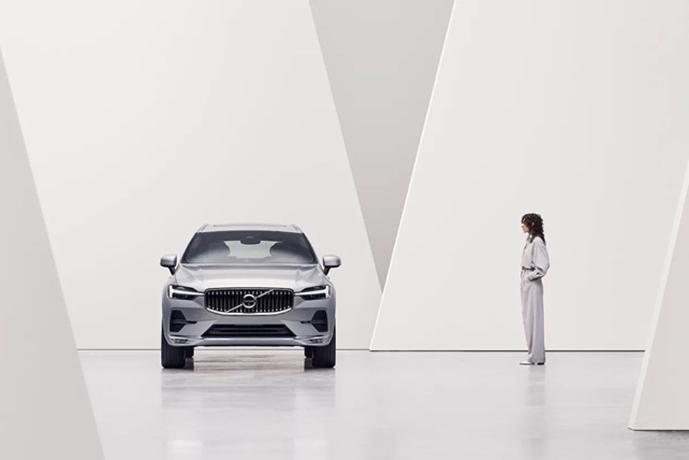 ȫ�±���X3�ԱȺ������XC60��ϲ��˭��