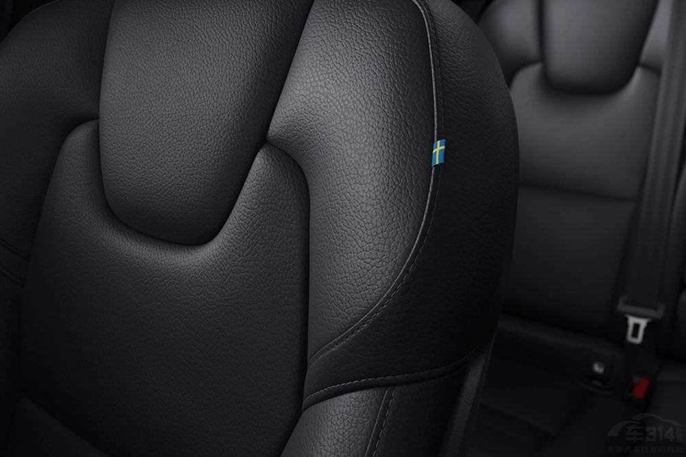 ȫ�±���X3�ԱȺ������XC60��ϲ��˭��