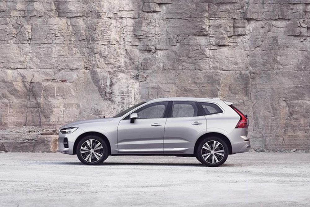 ȫ�±���X3�ԱȺ������XC60��ϲ��˭��