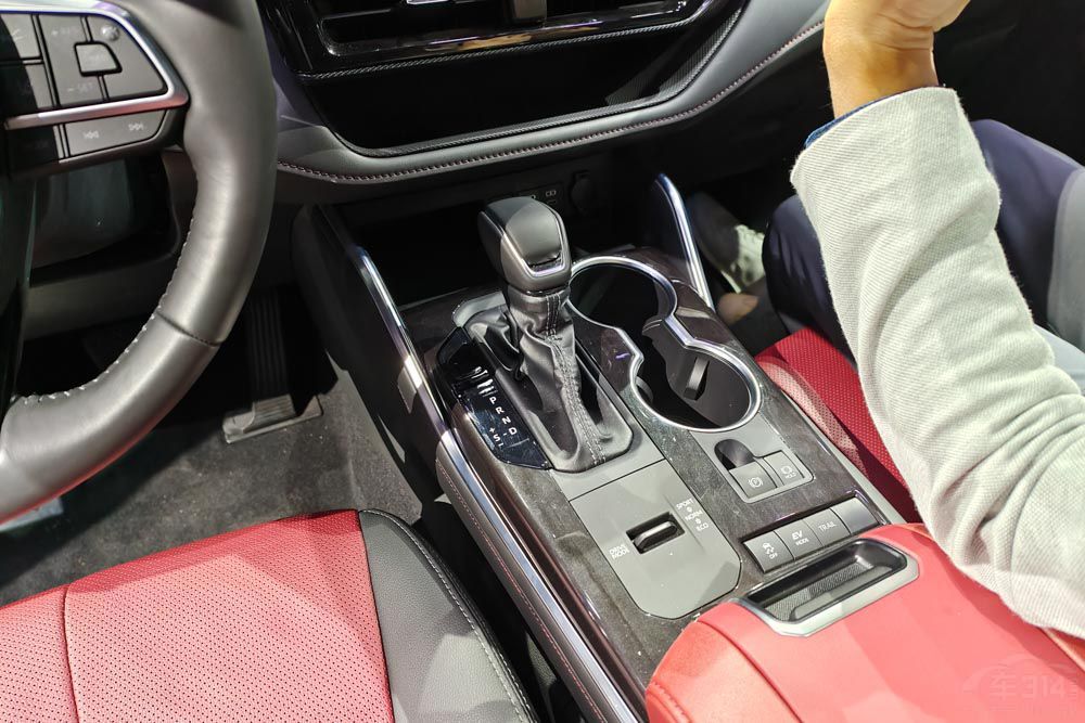 �ʹ�½�ž�������ʲô�ط���ֻ�ĸɻ���