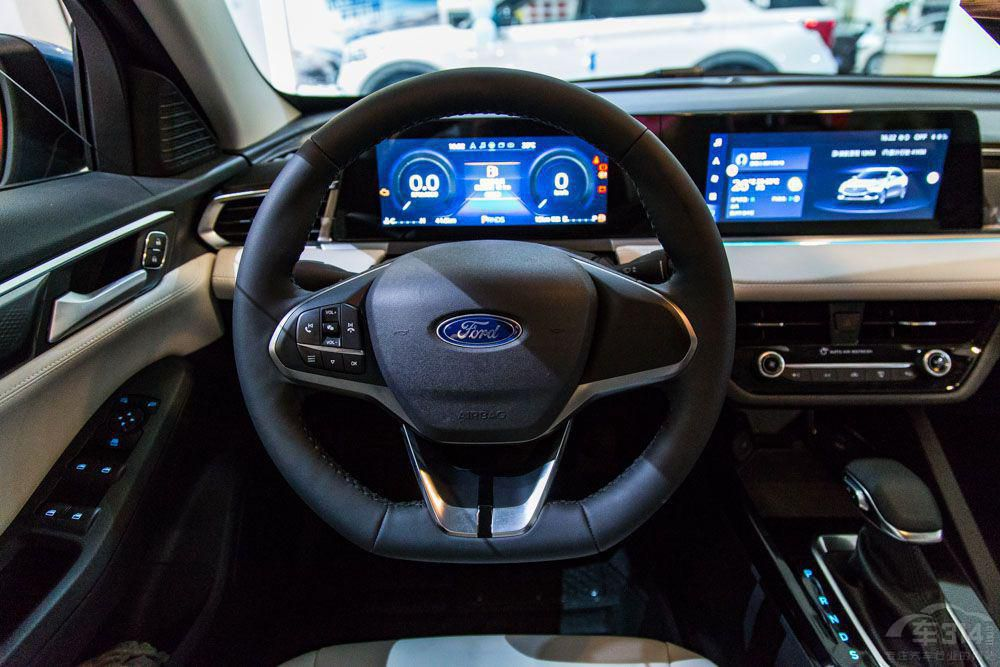 �������۸����ֺ��ʳ�  ������ֵ��һ��