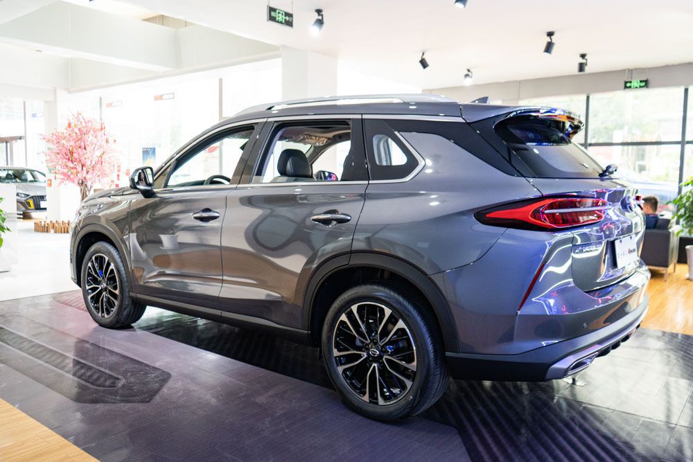 15�򼶱���SUV ������������������