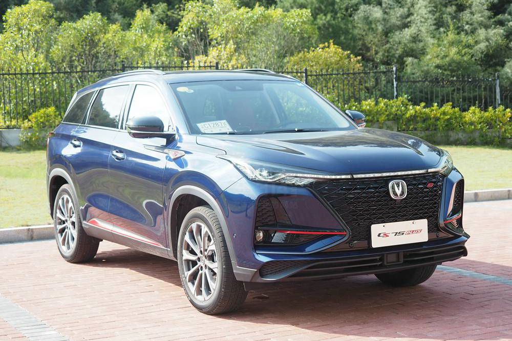 15�򼶱���SUV ������������������