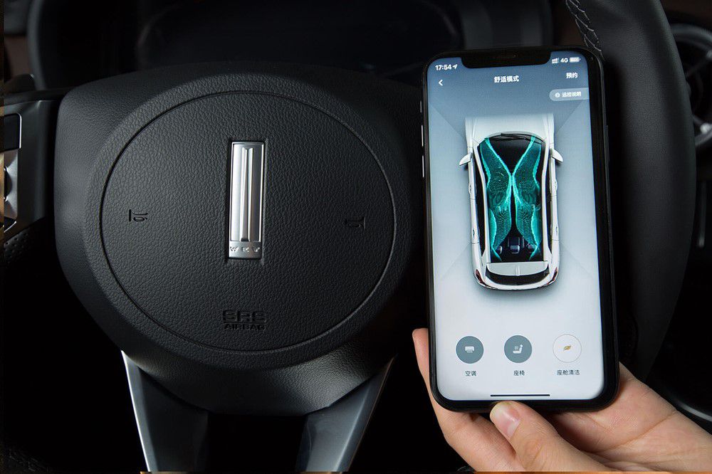 ���������䷶ ����400T�Ա�VV7�к�����