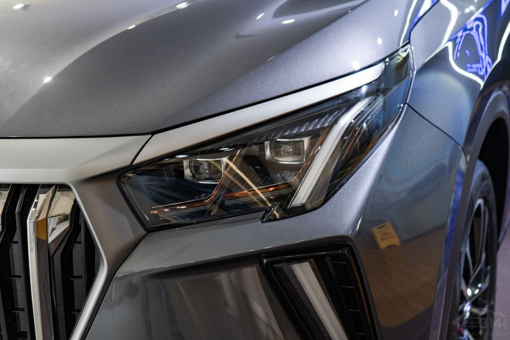 15�򼶱���SUV ������������������