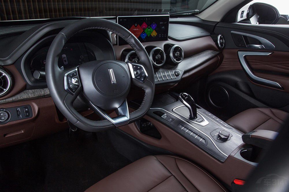 ���������䷶ ����400T�Ա�VV7�к�����