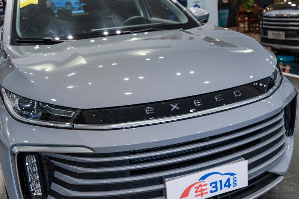 ���������䷶ ����400T�Ա�VV7�к�����