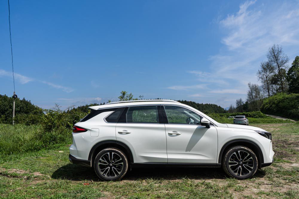 15�򼶱���SUV ������������������