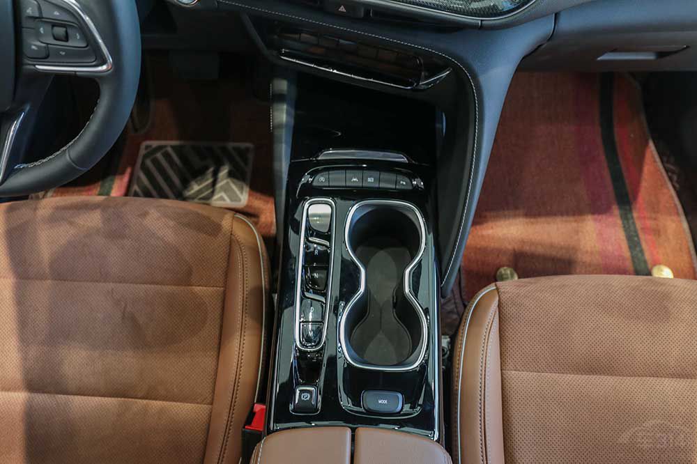 ��ʮ������SUV��Ծ� �Ŀ�˭�����ѡ��