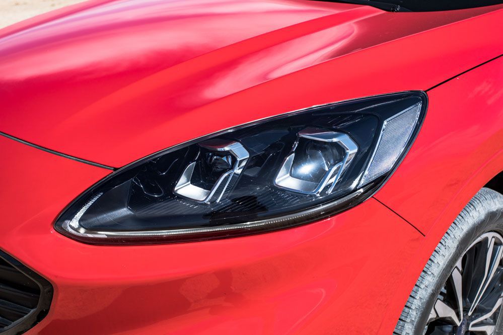 ˭˵20���SUV����ӵ�вٿغ��˶��У�