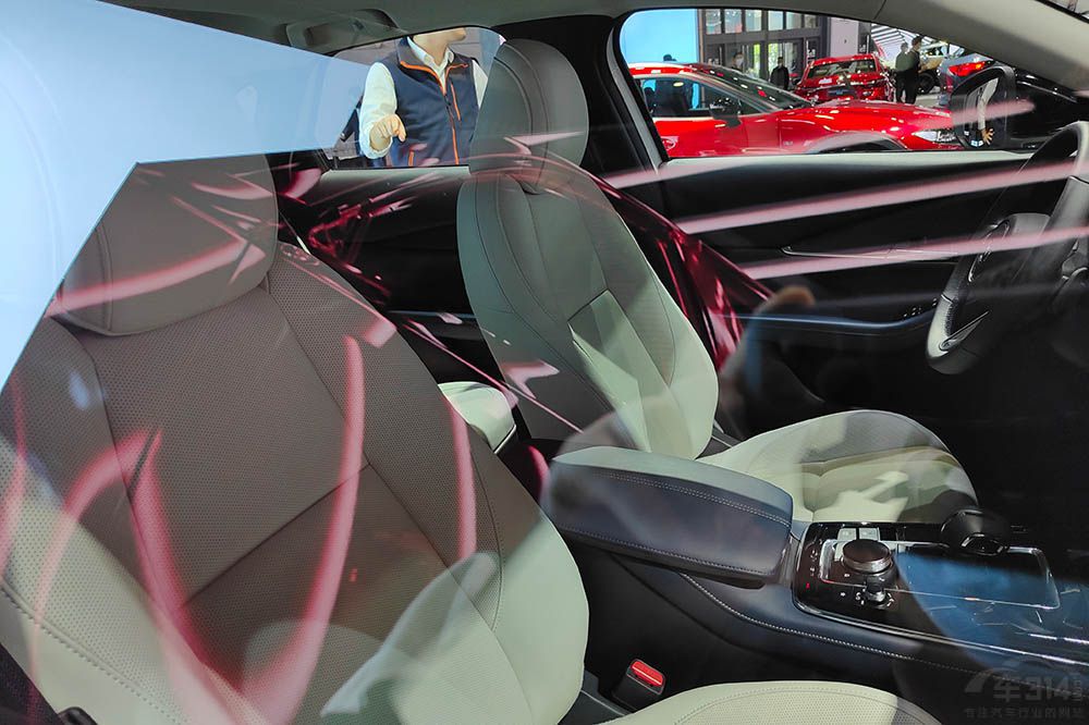 ˭˵20���SUV����ӵ�вٿغ��˶��У�