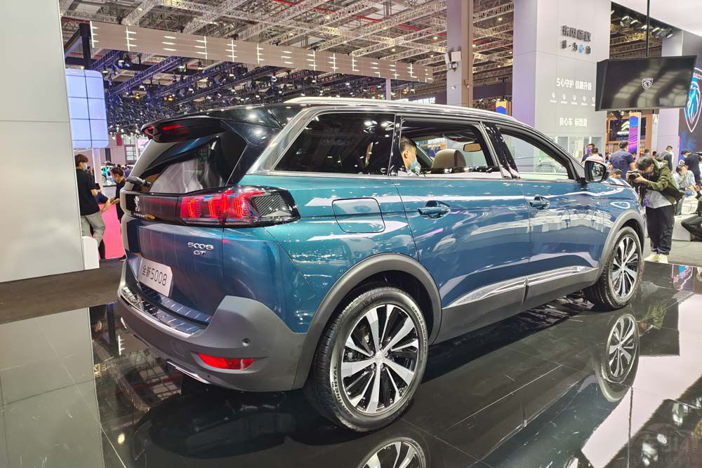 ˭˵20���SUV����ӵ�вٿغ��˶��У�