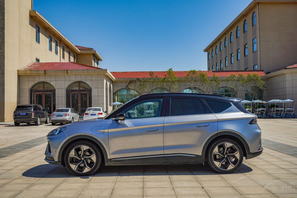 �ͳ����в����� ����綯SUV�Ƽ�������