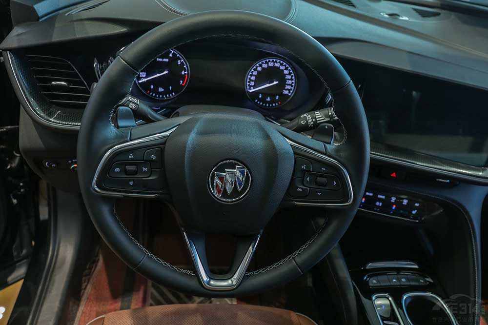 �½��ֿ̰����� �⼸��30��SUV��������