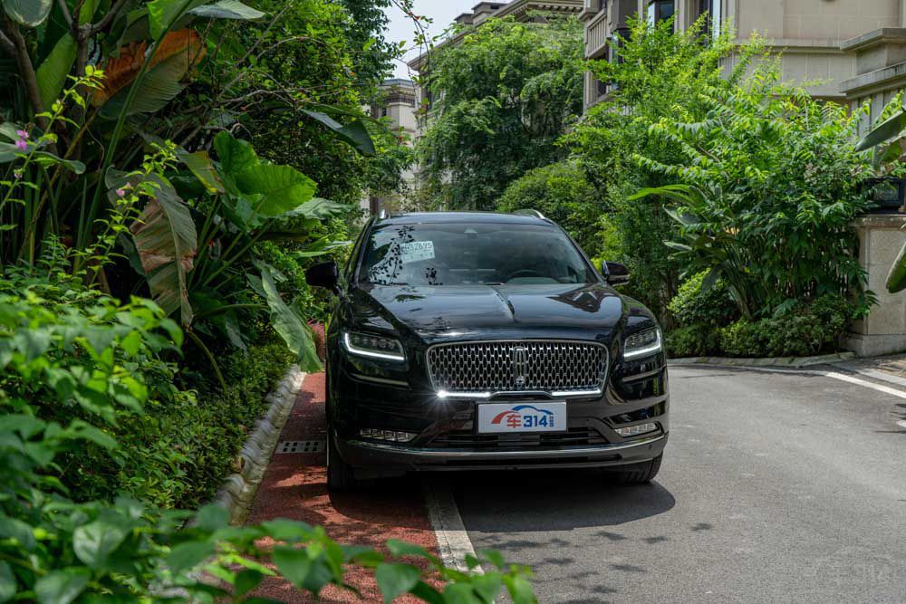 �½��ֿ̰����� �⼸��30��SUV��������