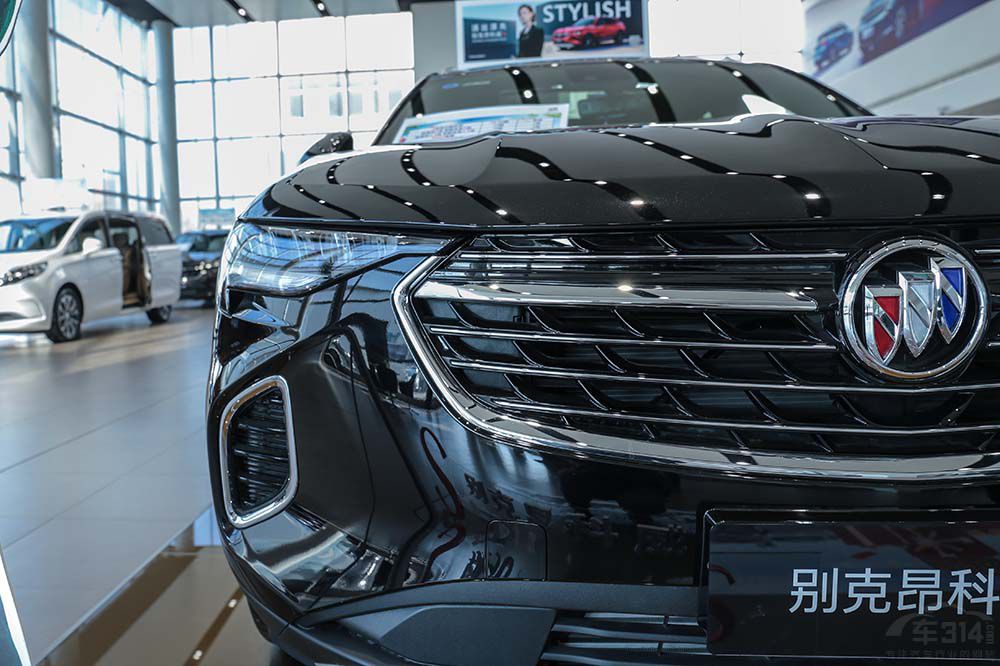 �½��ֿ̰����� �⼸��30��SUV��������