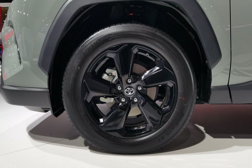 20����ϵSUV�Ƽ� �����濥������������