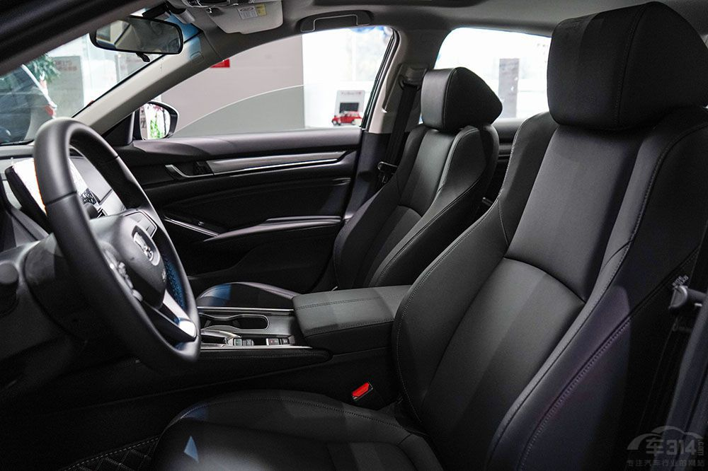 ͬΪ�ӼҶ�λ ������C5 X�����Ÿ�ѡ˭��