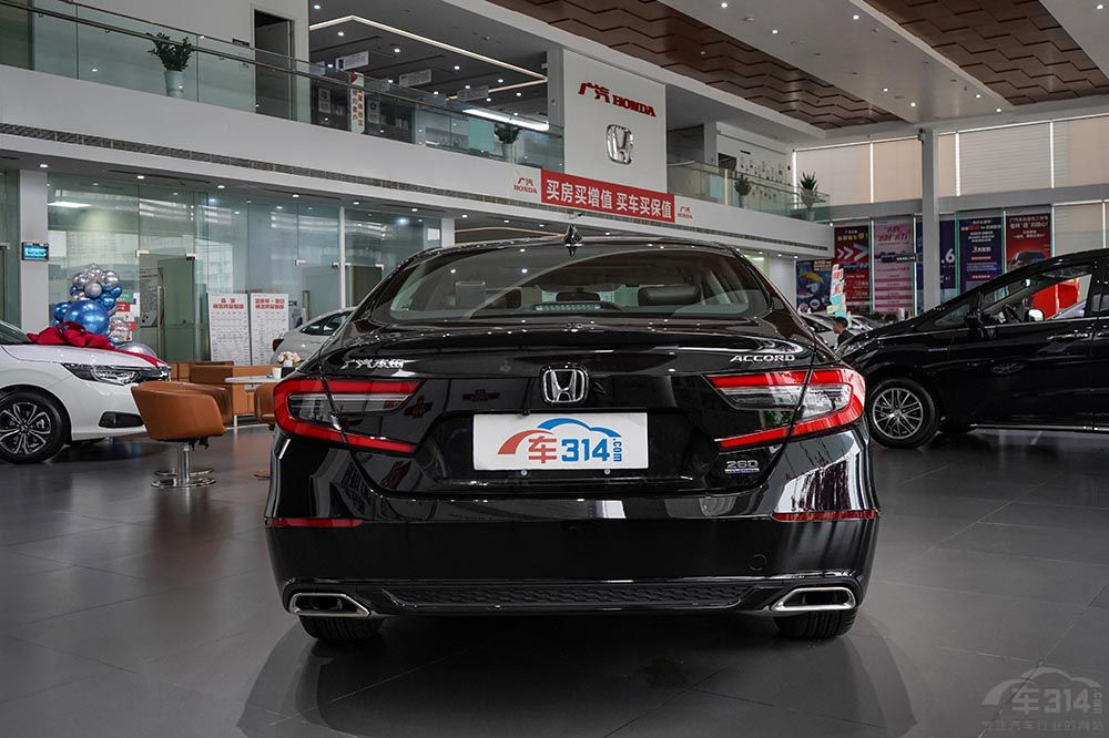 ͬΪ�ӼҶ�λ ������C5 X�����Ÿ�ѡ˭��