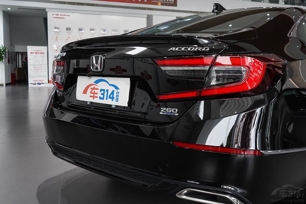 ������C5 XΪ���кڣ��Ա����Ÿ��Ŷ�