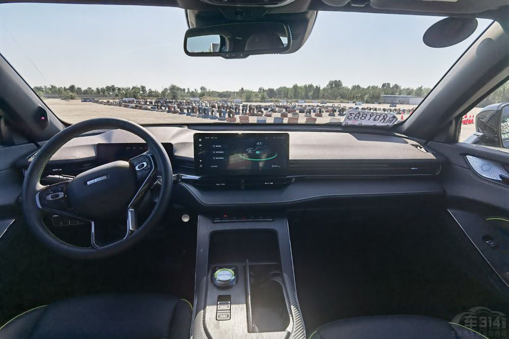 10������Щ��Ʒ��SUV��������ֵ��һ��