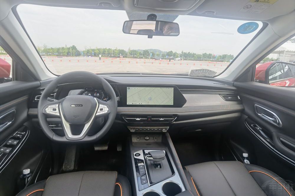 10���ͷҲ�������SUV���⼸̨������