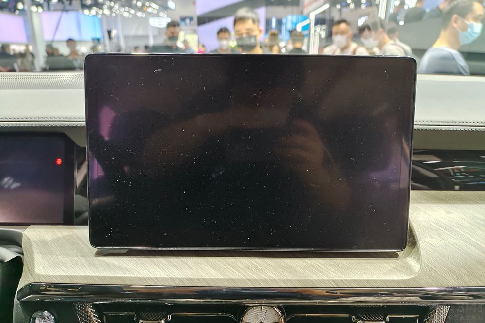 �̵���ݳ�չ�ϵ��ذ��³� ̹��500����