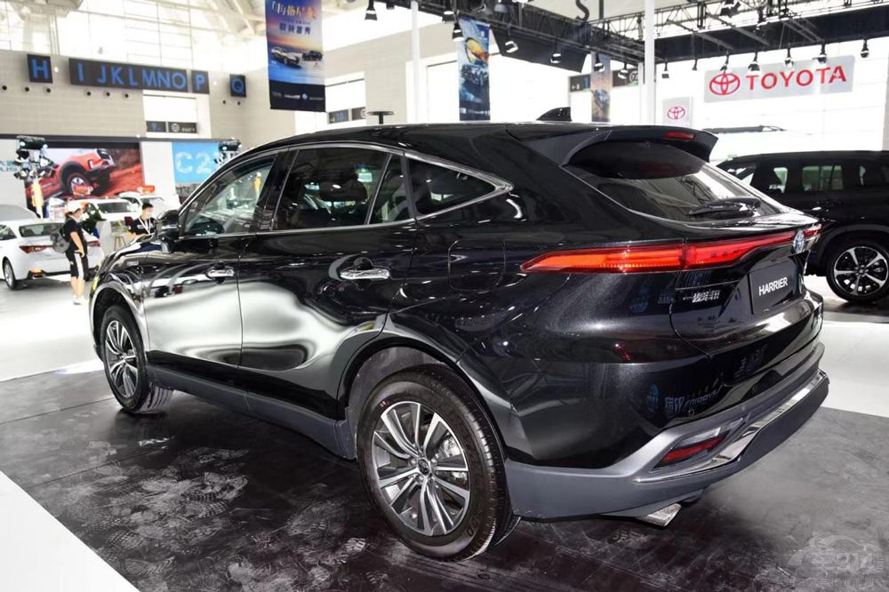 �ع�ʮһ����ϵ�ذ��³��� Ӣ�������Σ�