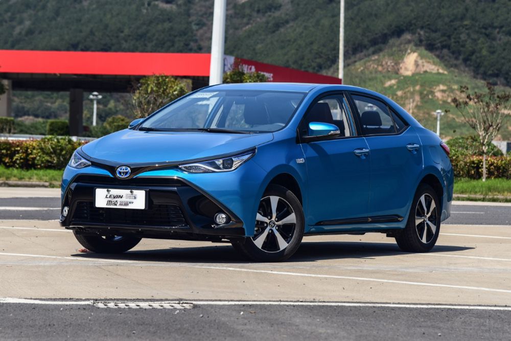 ���ǵ���PLUS�Ա�����˫��E+������