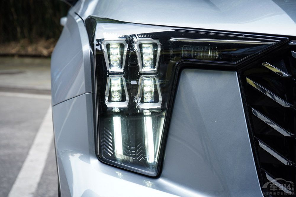 ���ڶ�������GS8 ����2.0TGDI��������