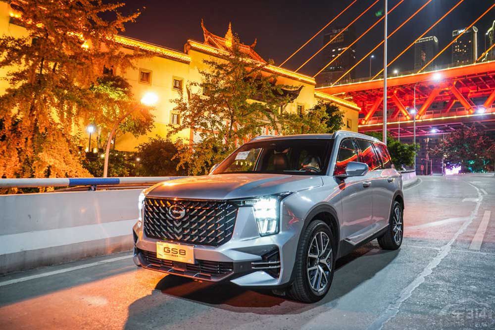 ���ڶ�������GS8 ����2.0TGDI��������