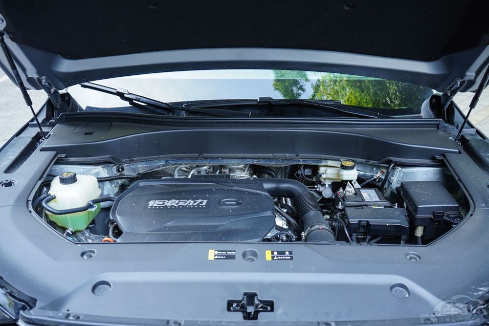 ���ڶ�������GS8 ����2.0TGDI��������