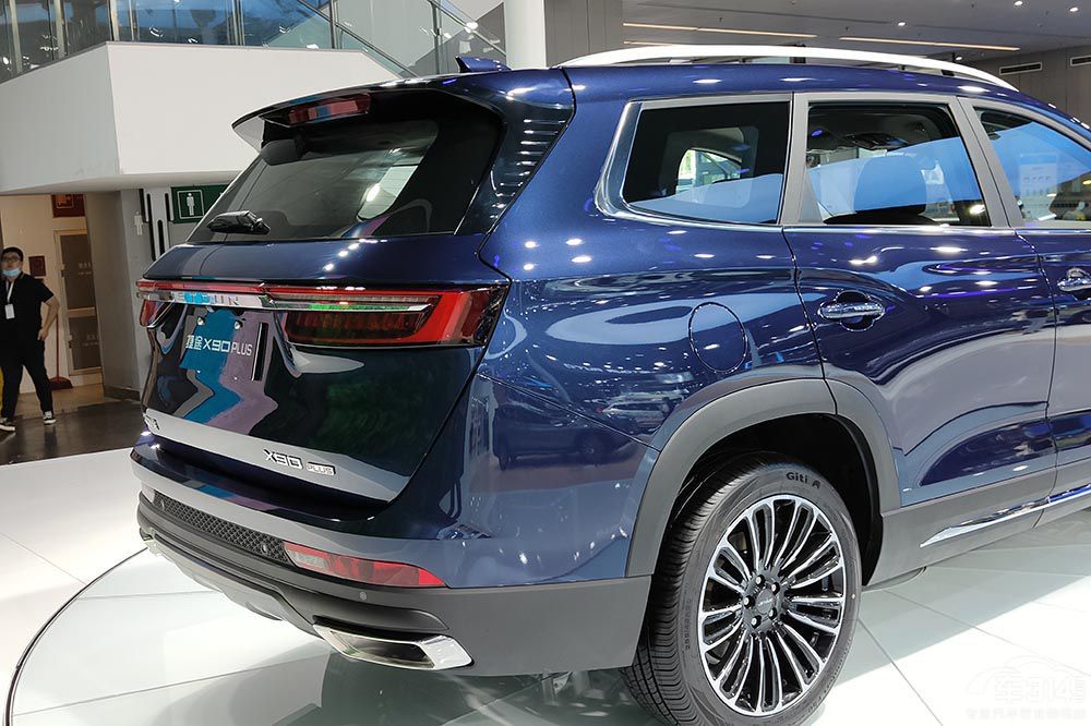ŷ��X7 PLUS���� �̵�ʮ����Լ۱�SUV