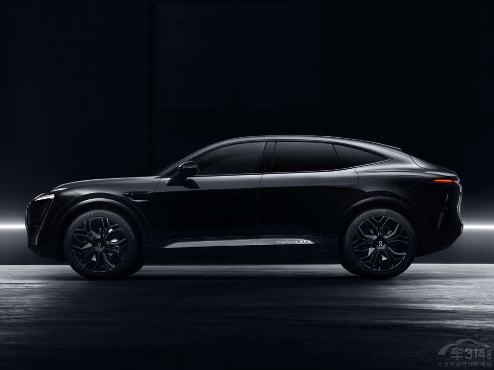 ά11ԱRX8 ˭ʵʤһ