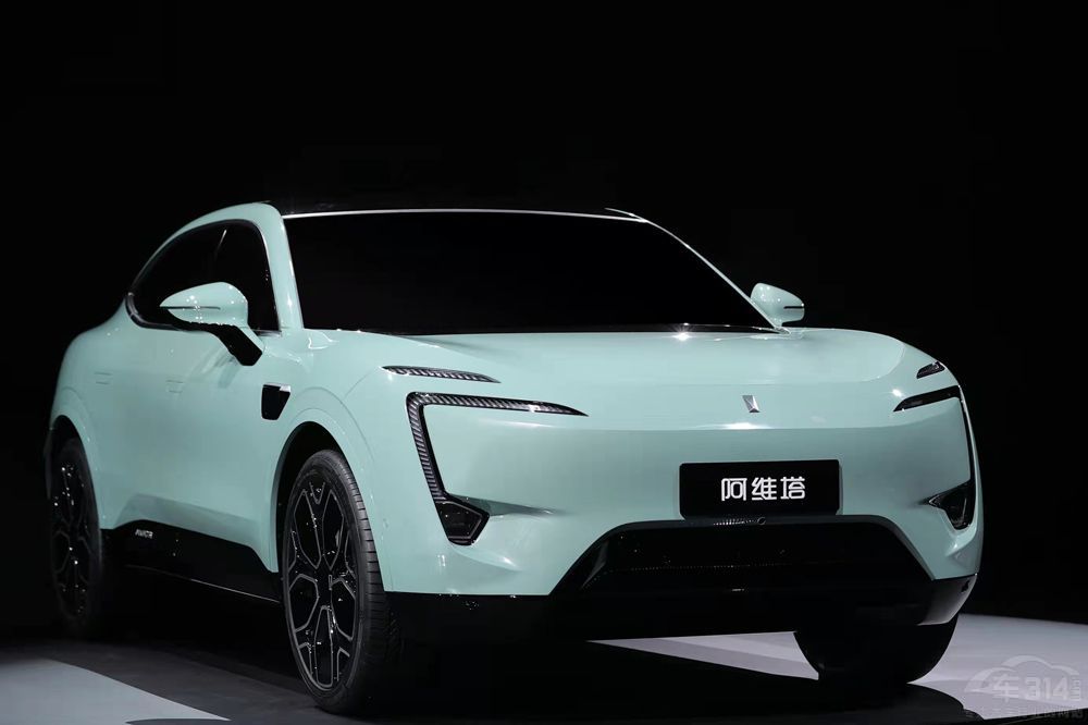 ά11ԱRX8 ˭ʵʤһ